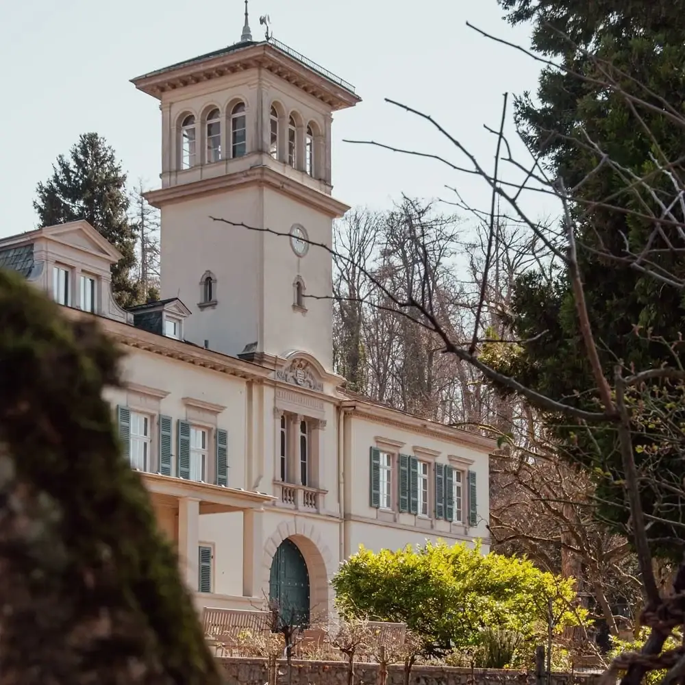 Turm von Schloss Heiligenberg im Stil der oberitalienischen Renaissance